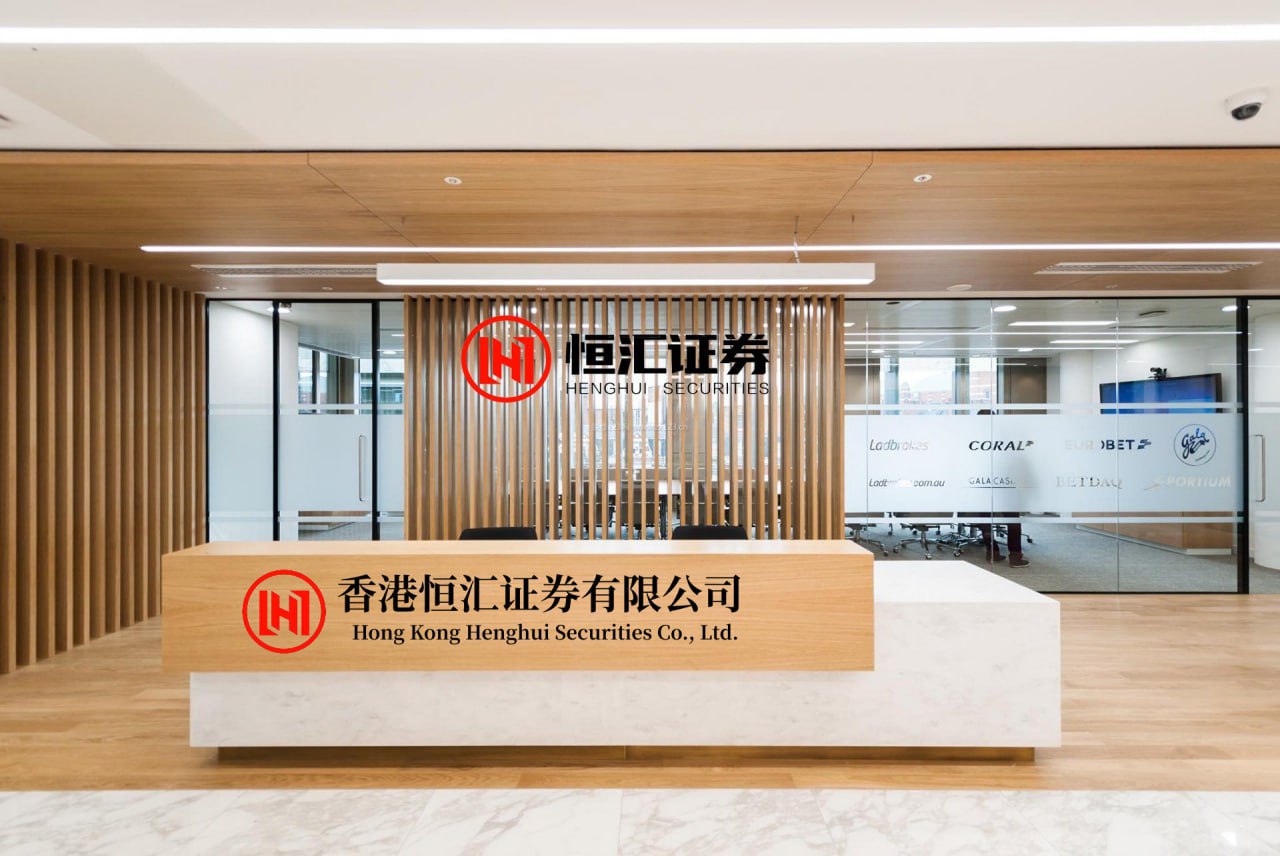 宇轩配资 超越《加勒比海盗》，这三部系列魔幻电影，永久封神！
